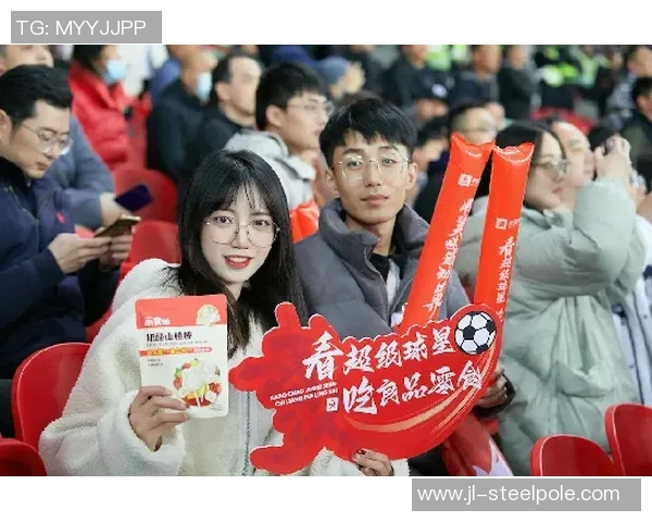 超宠粉的足球明星们如何用爱与温暖回馈球迷的支持与热情