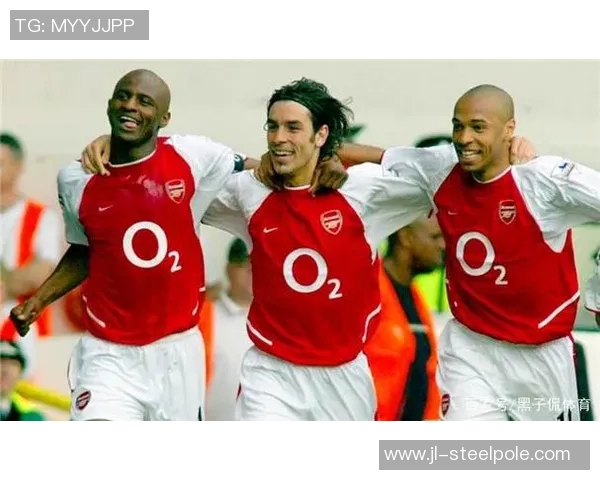 错失足球巨星的俱乐部名单揭晓那些曾经的传奇球员未能加盟的故事