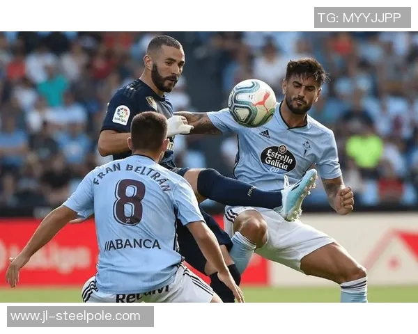 足球明星在比赛中踢球的速度究竟能达到多少米每秒的惊人表现分析 足球明星在比赛中踢球的速度究竟能达到多少米每秒的惊人表现分析