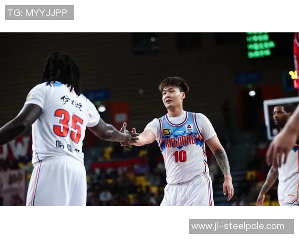 新疆对阵浙江精彩直播视频全程回放与赛后分析尽在这里